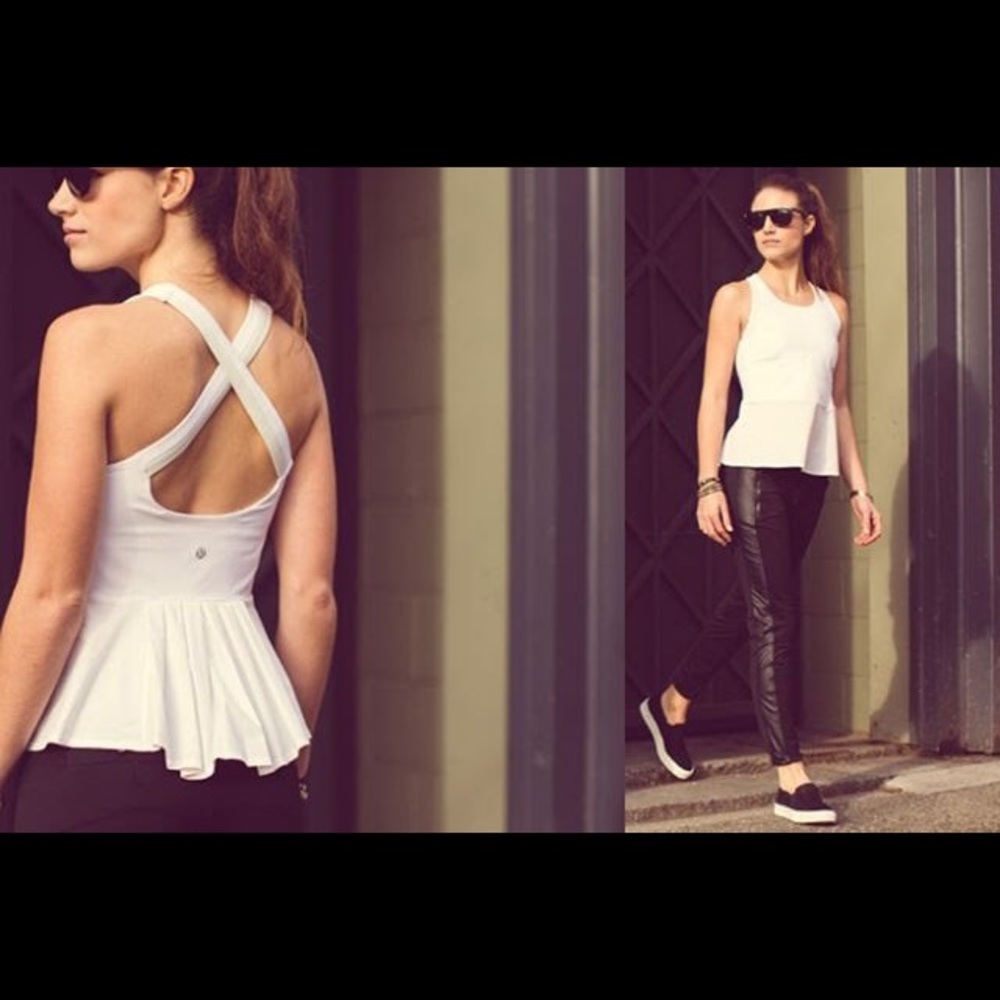 Lululemon peplum top size 6